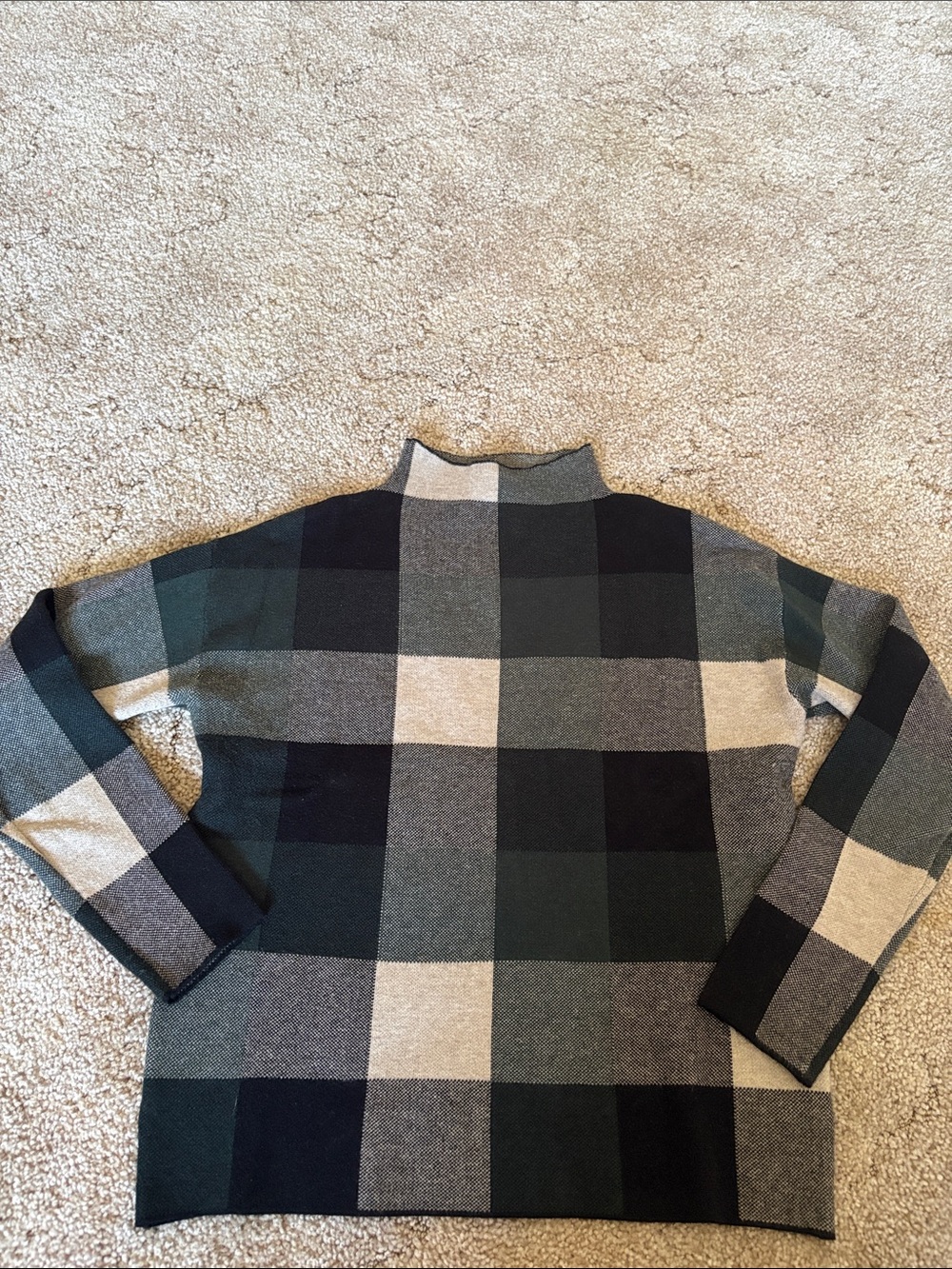 Tahari Black and Gray Buffalo Check Turtleneck Sweater